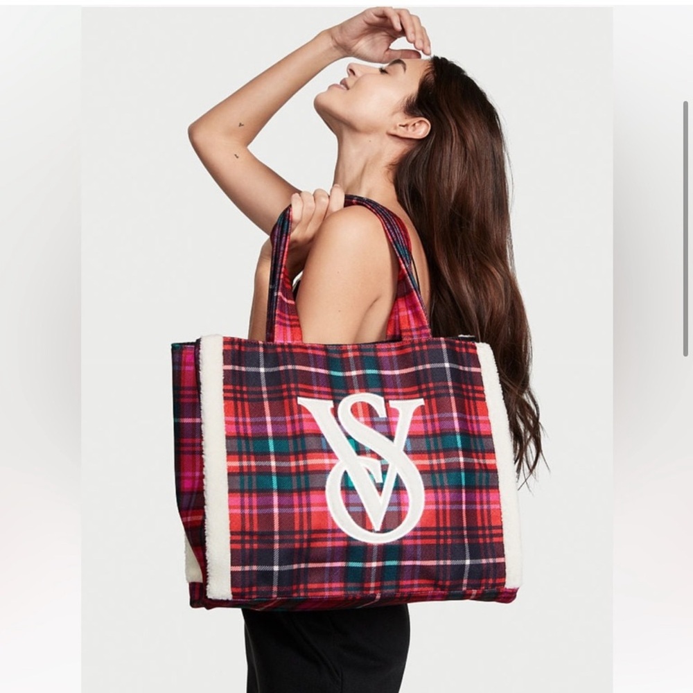 NWT - Victoria's Secret Plaid Tote Bag - Red and Green - Picture 3 of 6